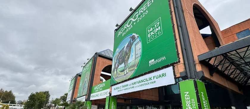 AgroGreen Bursa 2026 Tarım ve Hayvancılık Fuarı'nın girişindeki 14-17 Ekim 2026 tarihli pankartlar